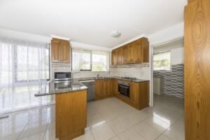 13 Beckington Place, CRAIGIEBURN, VIC 3064 AUS