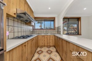 4 Uplands Place, THOMASTOWN, VIC 3074 AUS