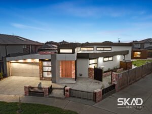 15 Sarte Way, WOLLERT, VIC 3750 AUS