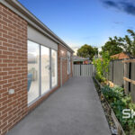 17 Oakgrove Drive, CRAIGIEBURN, VIC 3064 AUS