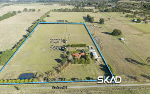 52 Barkers Road, WOODEND NORTH, VIC 3442 AUS