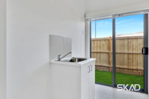 8 Ranger Street, BONNIE BROOK, VIC 3335 AUS