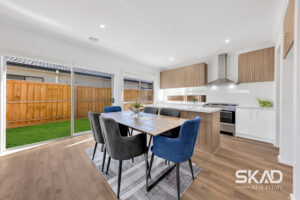 8 Ranger Street, BONNIE BROOK, VIC 3335 AUS