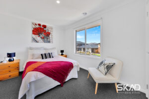 8 Ranger Street, BONNIE BROOK, VIC 3335 AUS