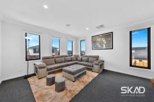 8 Ranger Street, BONNIE BROOK, VIC 3335 AUS