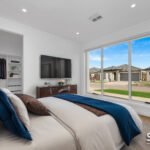 15 Beaconsfield Drive, MICKLEHAM, VIC 3064 AUS