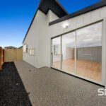 15 Beaconsfield Drive, MICKLEHAM, VIC 3064 AUS