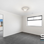 2 Barn Avenue, WOLLERT, VIC 3750 AUS