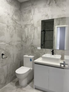 4/10-12 Erskine Avenue, RESERVOIR, VIC 3073 AUS