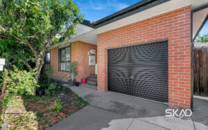 33 Brock Street, THOMASTOWN, VIC 3074 AUS