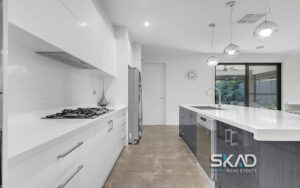 10 Timble Close, WOLLERT, VIC 3750 AUS