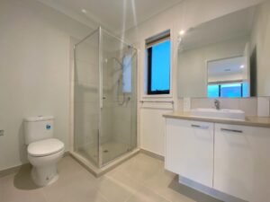 33 Soho Crescent, WOLLERT, VIC 3750 AUS