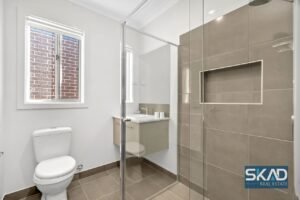 33 Evergreen Crescent, CRAIGIEBURN, VIC 3064 AUS