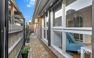 63 Mont Albert Drive, CAMPBELLFIELD, VIC 3061 AUS