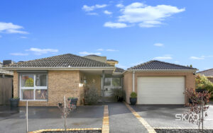63 Mont Albert Drive, CAMPBELLFIELD, VIC 3061 AUS