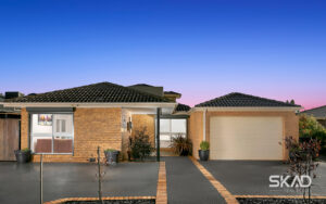 63 Mont Albert Drive, CAMPBELLFIELD, VIC 3061 AUS
