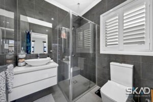 12 Banjolina Circuit, CRAIGIEBURN, VIC 3064 AUS