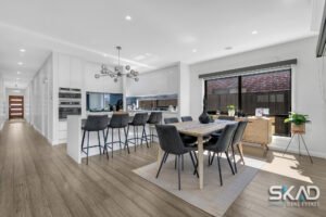 12 Banjolina Circuit, CRAIGIEBURN, VIC 3064 AUS