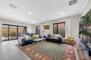 5 Gunther Way, WOLLERT, VIC 3750 AUS