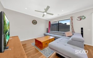12 Cloughs Road, MERNDA, VIC 3754 AUS