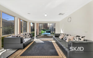 38 Nirvana Drive, SOUTH MORANG, VIC 3752 AUS