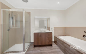 62 Waterview Drive, MERNDA, VIC 3754 AUS
