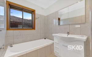 10 Fiddes Street, RESERVOIR, VIC 3073 AUS
