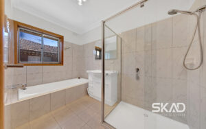 10 Fiddes Street, RESERVOIR, VIC 3073 AUS