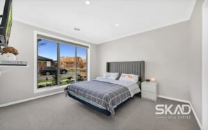 10 Lemongrass Drive, MICKLEHAM, VIC 3064 AUS