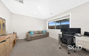 10 Lemongrass Drive, MICKLEHAM, VIC 3064 AUS