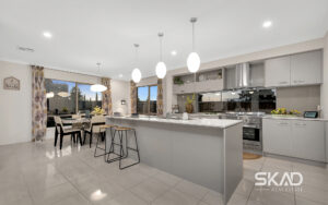 27 Welland Drive, MICKLEHAM, VIC 3064 AUS
