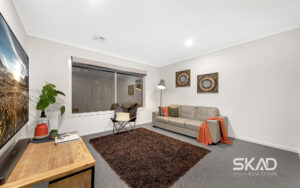 27 Welland Drive, MICKLEHAM, VIC 3064 AUS