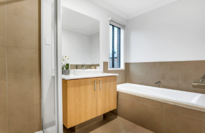 41 Meaford Street, MICKLEHAM, VIC 3064 AUS