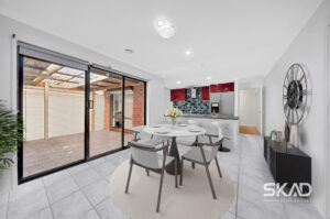 22 Kanooka Grove, MEADOW HEIGHTS, VIC 3048 AUS