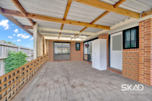 22 Kanooka Grove, MEADOW HEIGHTS, VIC 3048 AUS