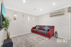 9 Erica Court, LALOR, VIC 3075 AUS