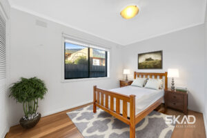 11 Gladstone Street, THOMASTOWN, VIC 3074 AUS