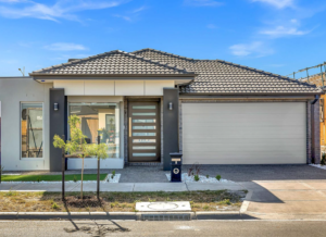 8 Naroon Drive, KALKALLO, VIC 3064 AUS