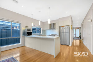 10 Falkland Road, CRAIGIEBURN, VIC 3064 AUS