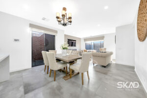 17 Nesting Vista, CRAIGIEBURN, VIC 3064 AUS