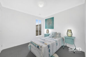 61 Blessington Circuit, MICKLEHAM, VIC 3064 AUS
