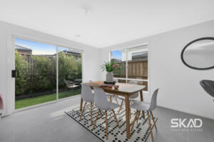 61 Blessington Circuit, MICKLEHAM, VIC 3064 AUS