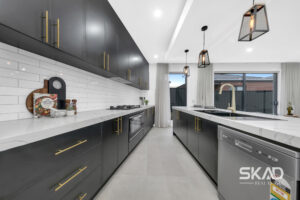 17 Akashi Crescent, CRAIGIEBURN, VIC 3064 AUS