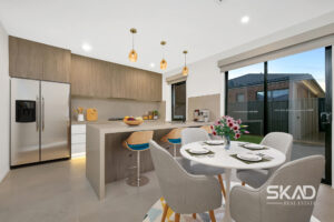 43 Adansonia Circuit, MICKLEHAM, VIC 3064 AUS
