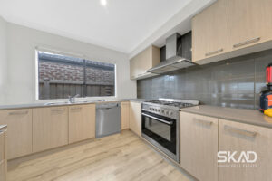 39 Vautier Avenue, MICKLEHAM, VIC 3064 AUS