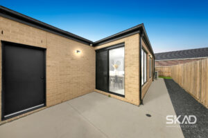 204 Brossard Road, MICKLEHAM, VIC 3064 AUS