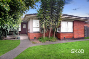 21 Simpson Street, THOMASTOWN, VIC 3074 AUS