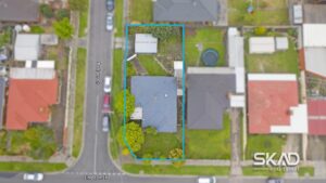 21 Simpson Street, THOMASTOWN, VIC 3074 AUS