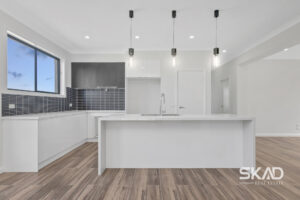 31 Adansonia Circuit, MICKLEHAM, VIC 3064 AUS