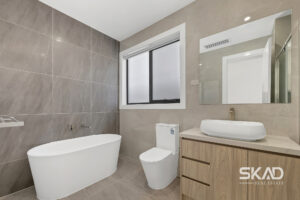 4 Clockwise Street, GREENVALE, VIC 3059 AUS